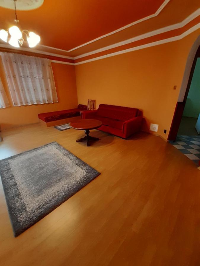 Gabor Pal 1 Apartman 1 Szoba Dunafoldvar Exteriér fotografie