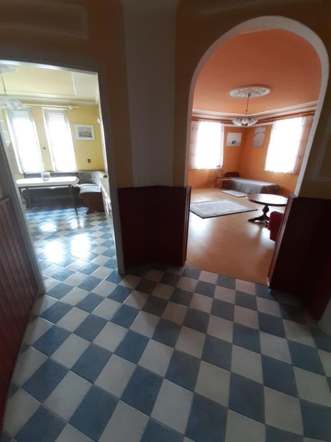 Aparthotel Gabor Pal 1 Apartman 1 Szoba Dunafoldvar Exteriér fotografie